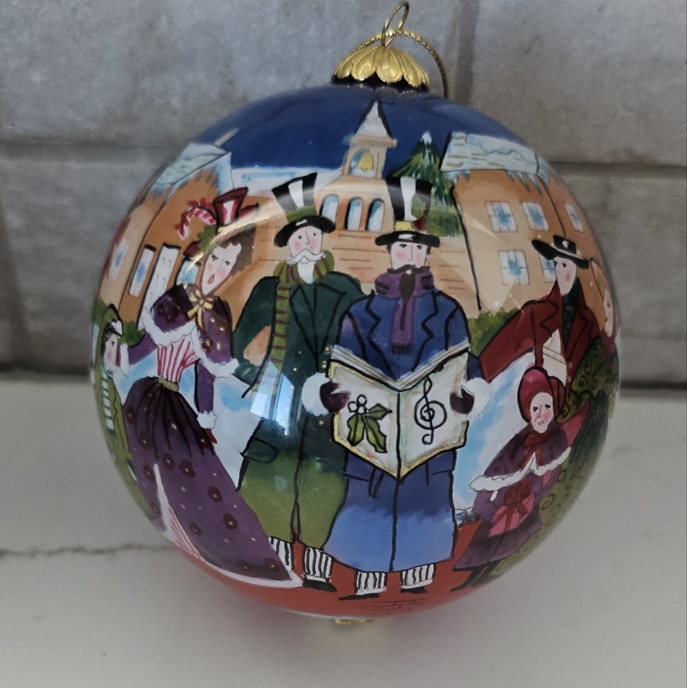 Li Bien Pier 1  2004 Carolers Hand-Painted Christmas Ornament in Velvet Box